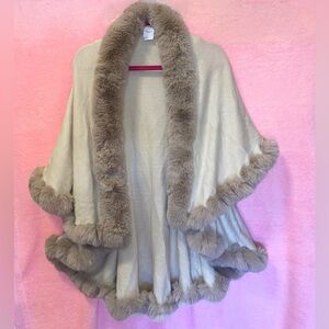 Northern Angel White Faux Fur Trim Shrug Bolero Poncho Flowy Shawl Small Medium